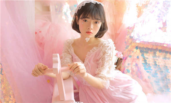 田家庵供卵试管代怀生子多少钱？这一直是很多不孕不育家庭关注的话题。在中国，不孕不育的发生率越来越高，根据《中国不孕不育现状调研报告》显示，育龄夫妇的不孕不育率从20年前的3%增长至现在的12.5%-18.2%，患者人数高达6000万以上。在这样的背景下，许多家庭通过供卵试管来实现自己的生育梦想。那么，供卵试管代怀生子的费用到底是多少呢？